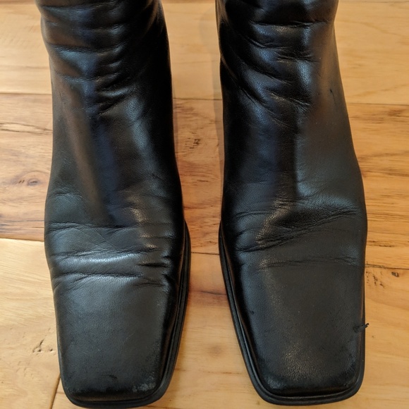 Stuart Weitzman Black Block Heel Chunky Chelsea Boot - Picture 3 of 8